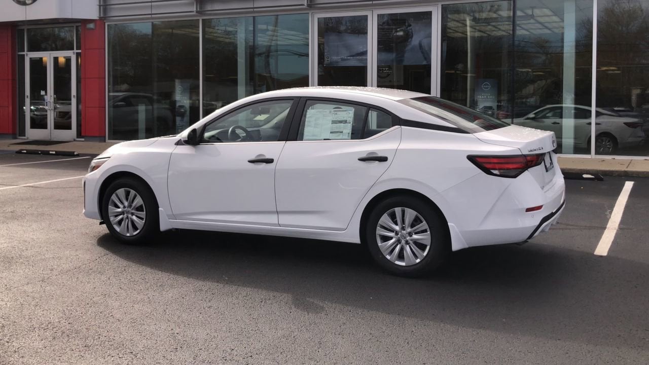 2025 Nissan Sentra S Photo in Danville, KY 40422