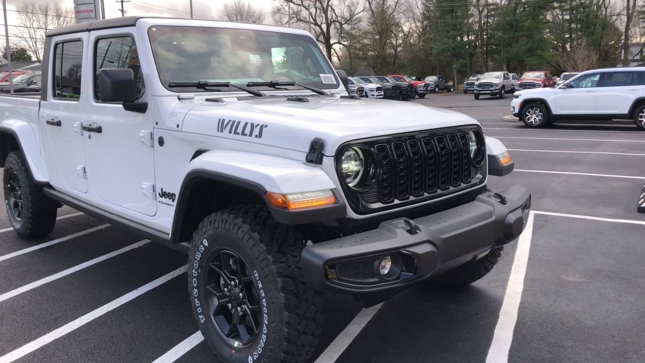 2026 Jeep Gladiator Willys Photo in Danville, KY 40422