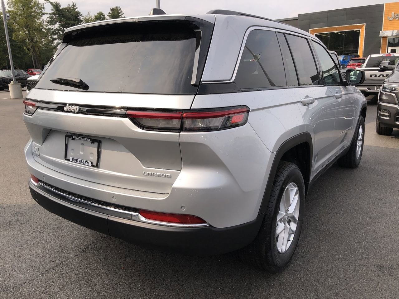 2025 Jeep Grand Cherokee Laredo X Photo in Danville, KY 40422