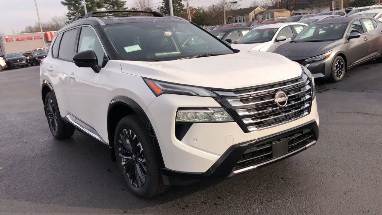 2026 Nissan Rogue Platinum Photo in Danville, KY 40422