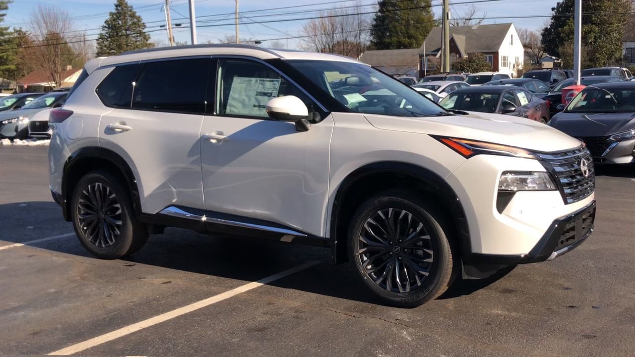 2026 Nissan Rogue Platinum Photo in Danville, KY 40422