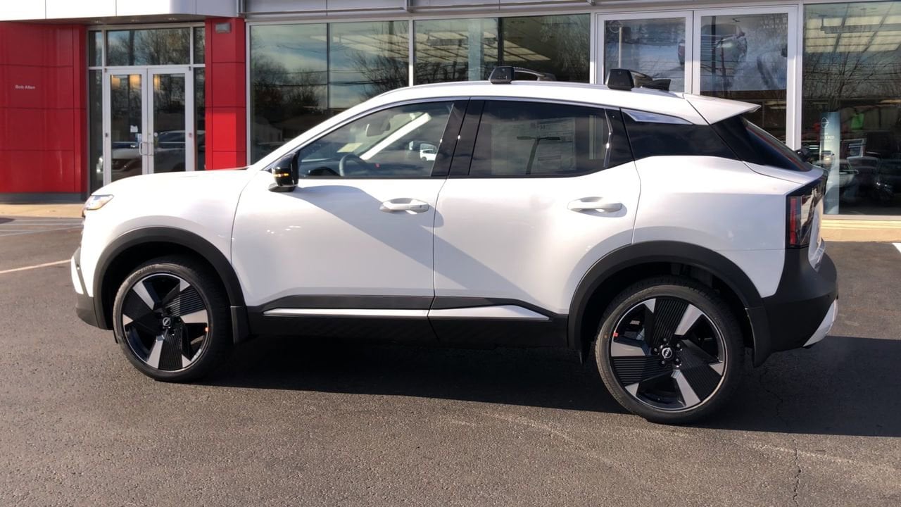 2026 Nissan Kicks SR Photo in Danville, KY 40422