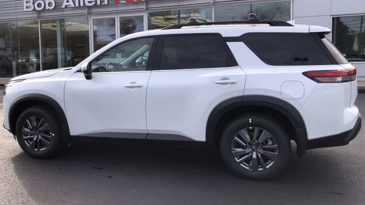 2025 Nissan Pathfinder SV Photo in Danville, KY 40422
