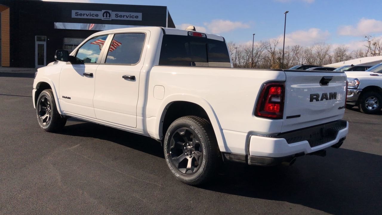2026 Ram 1500 Big Horn/Lone Star Photo in Danville, KY 40422