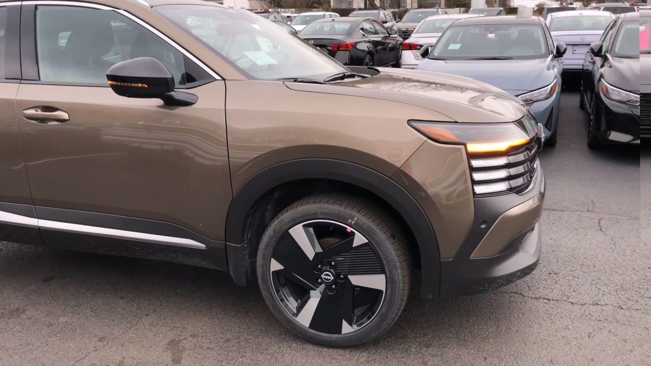 2026 Nissan Kicks SR Photo in Danville, KY 40422