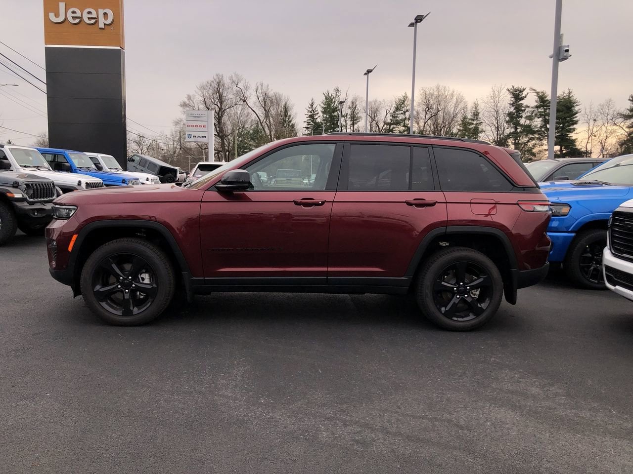 2025 Jeep Grand Cherokee Limited Photo in Danville, KY 40422