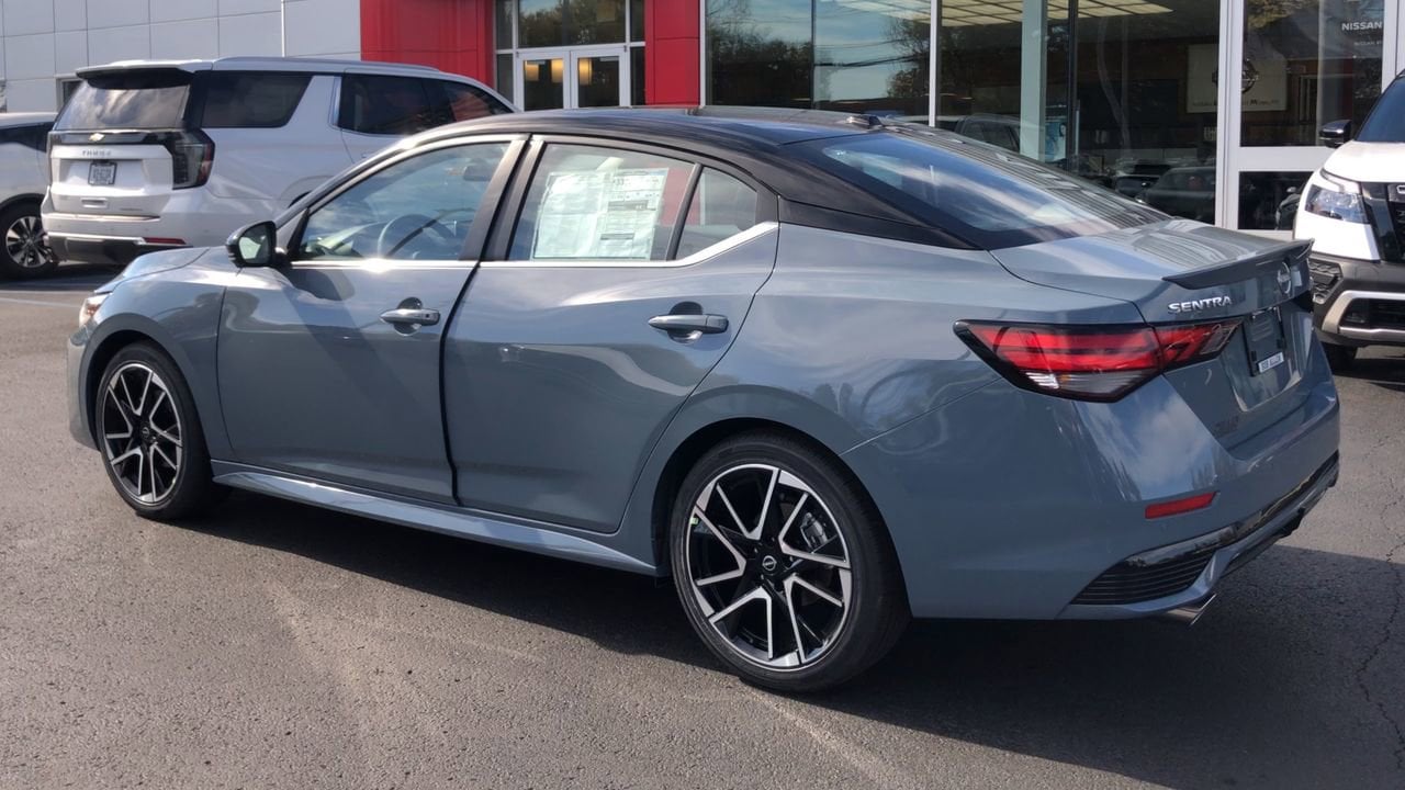 2025 Nissan Sentra SR Photo in Danville, KY 40422