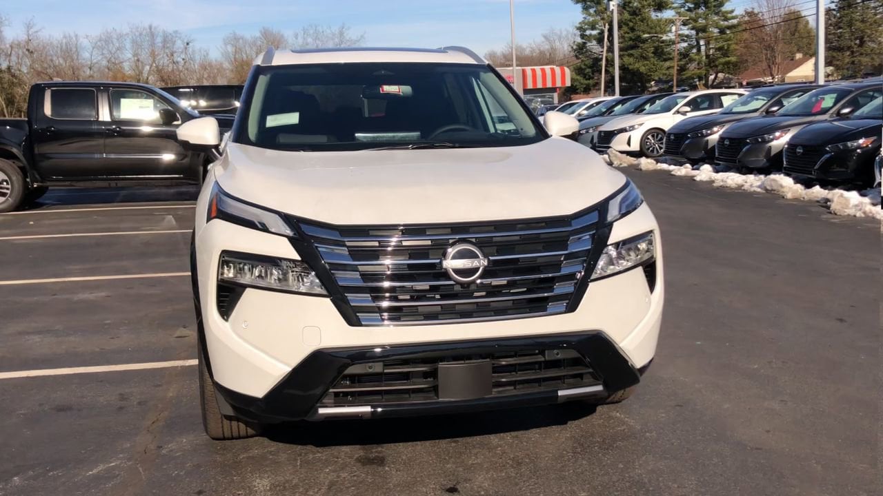 2026 Nissan Rogue Platinum Photo in Danville, KY 40422