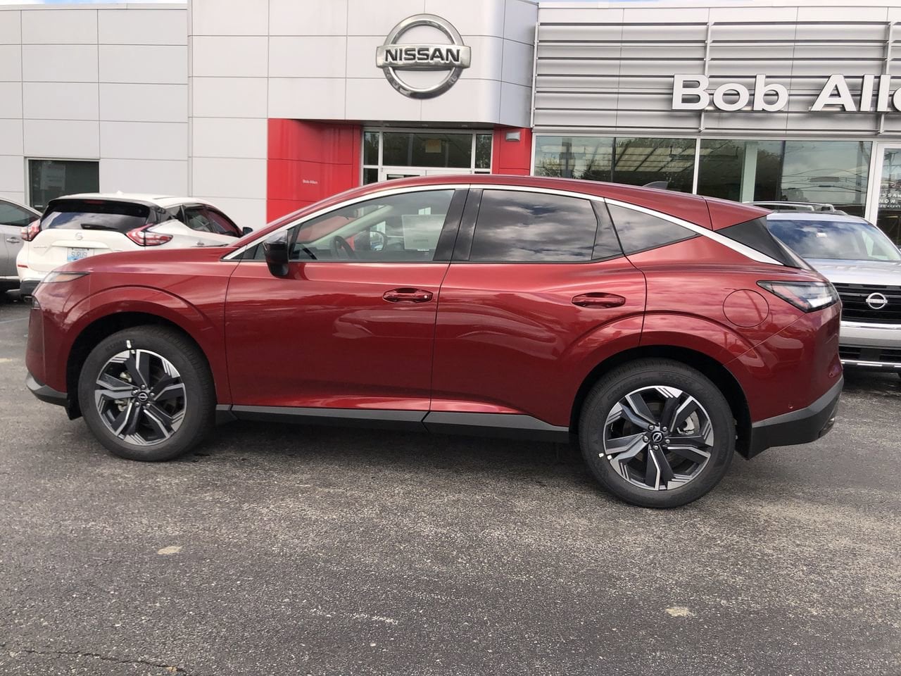 New 2025 Nissan Murano SV - photo - 10