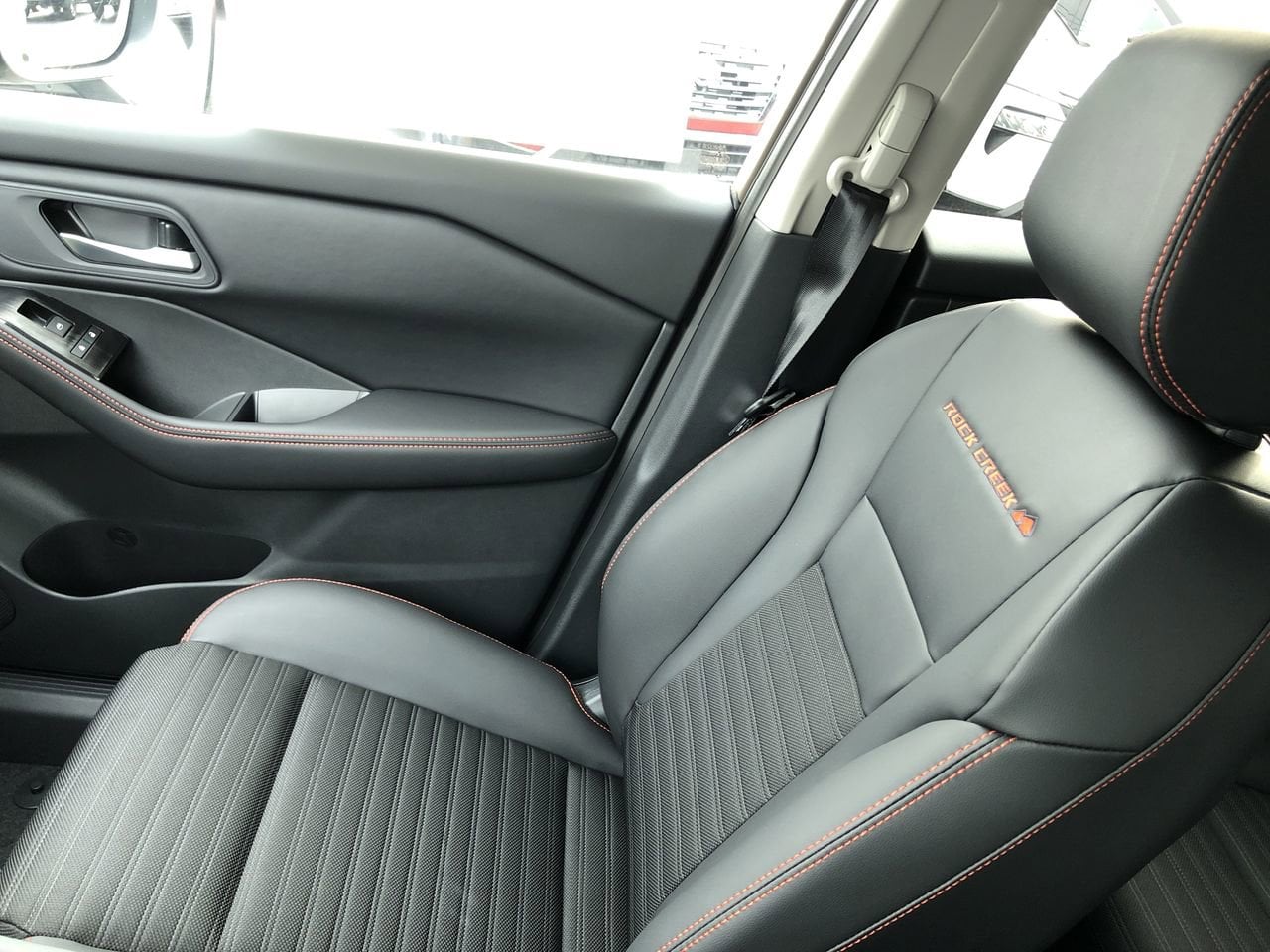New 2026 Nissan Rogue Rock Creek - photo - 30