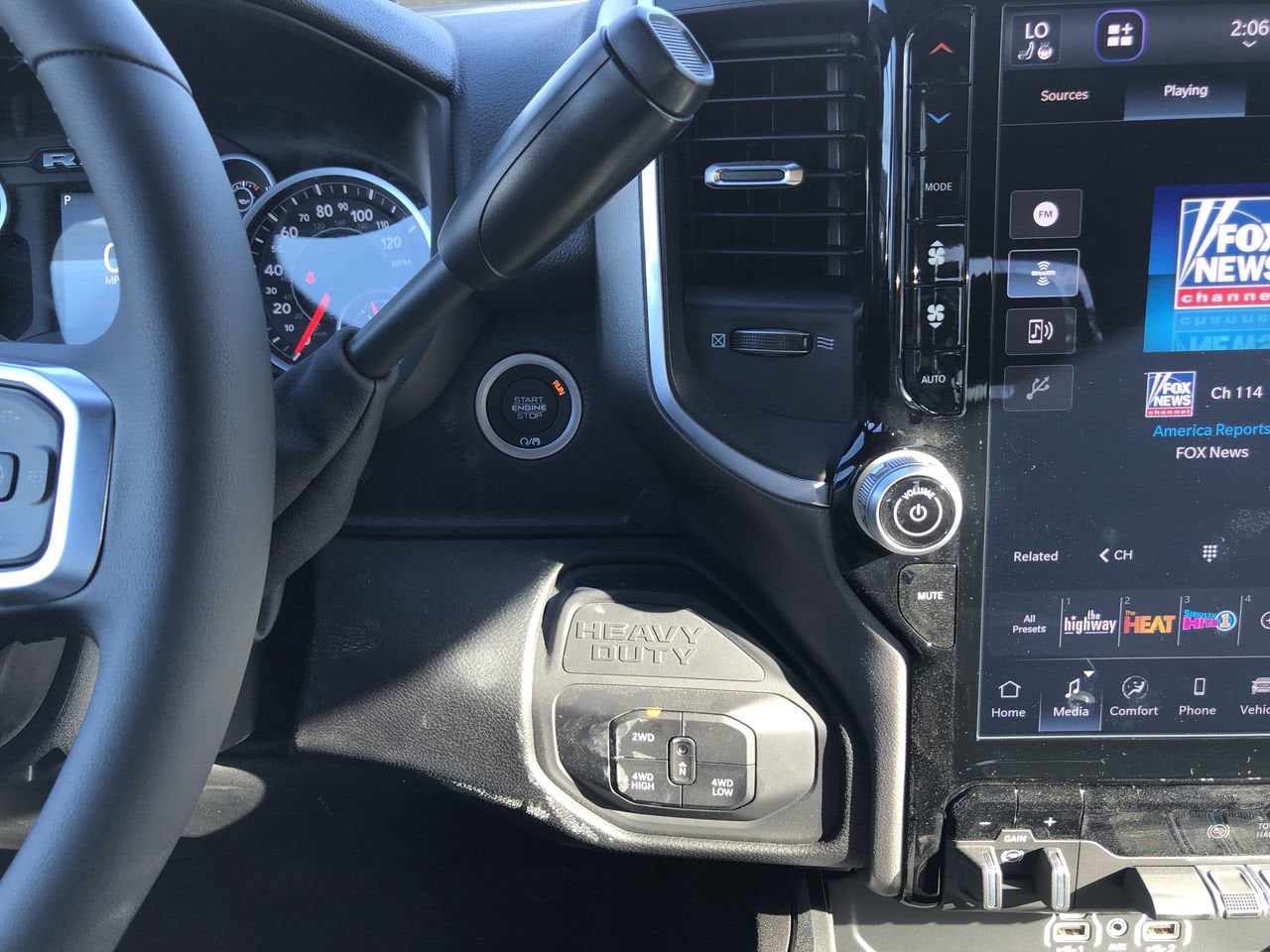 New 2026 Ram 2500 Big Horn - photo - 17