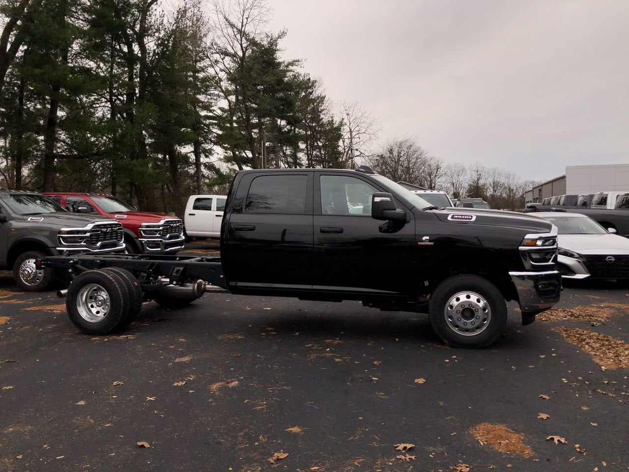 New 2026 Ram 3500 Chassis Cab Tradesman - photo - 13