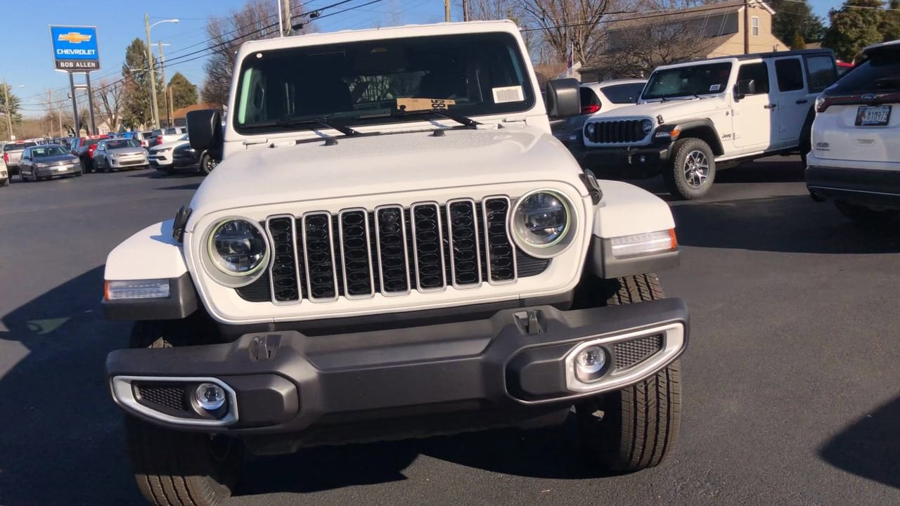 New 2026 Jeep Wrangler Sahara - photo - 2