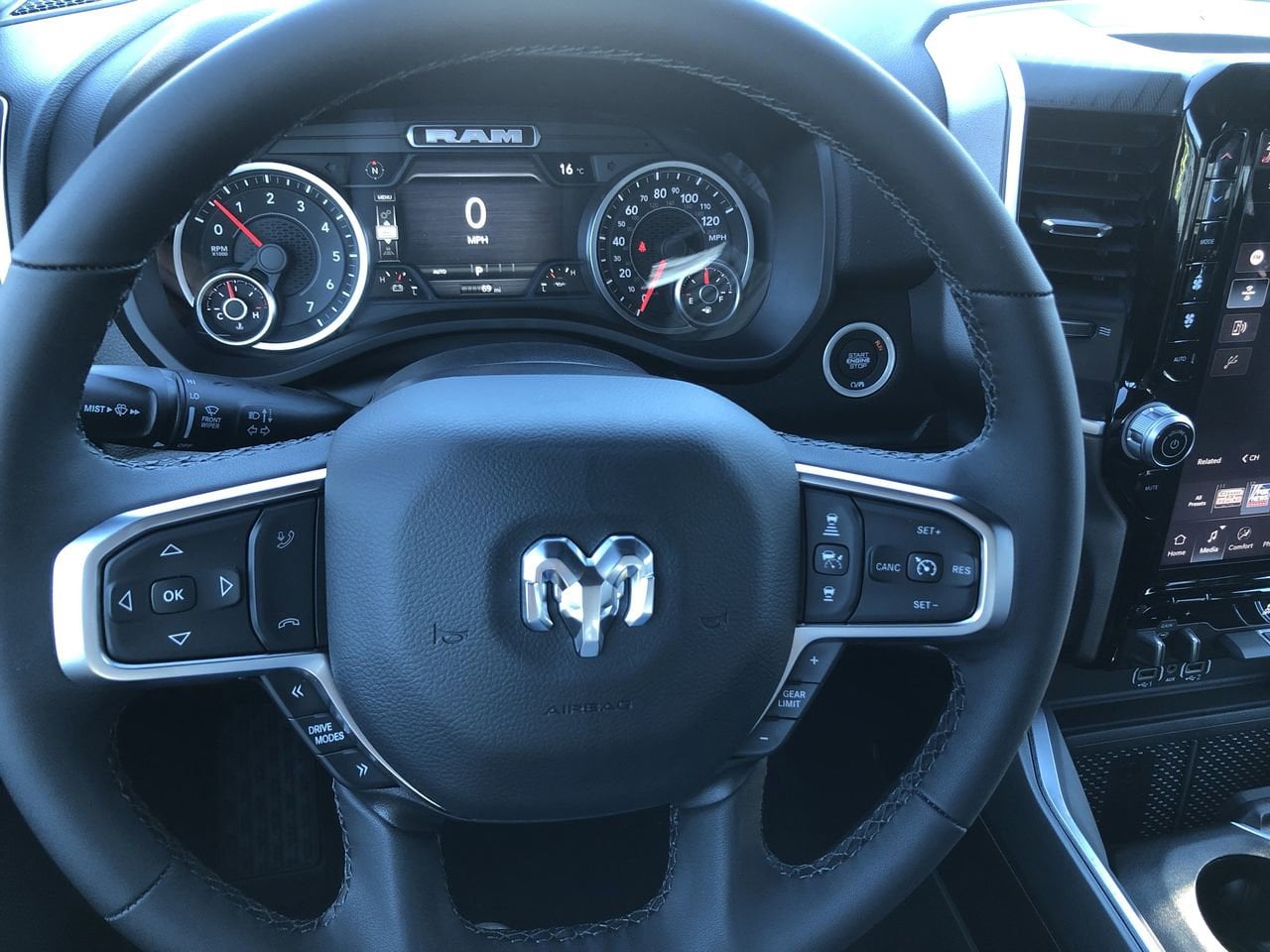 New 2026 Ram 1500 Big Horn/Lone Star - photo - 22