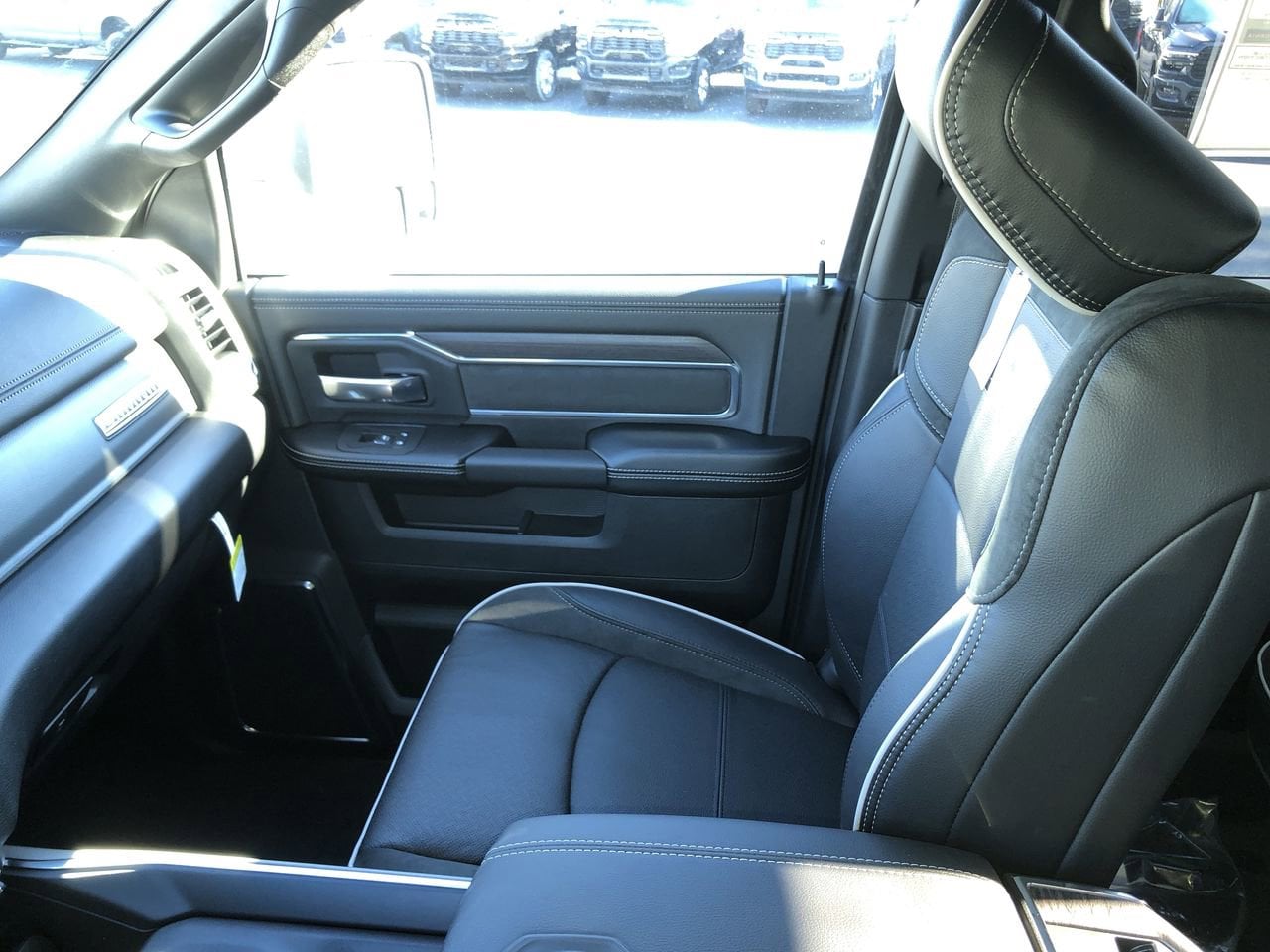 New 2026 Ram 2500 Laramie - photo - 30