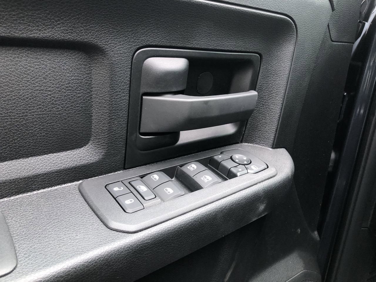 New 2026 Ram 3500 Chassis Cab Tradesman - photo - 11
