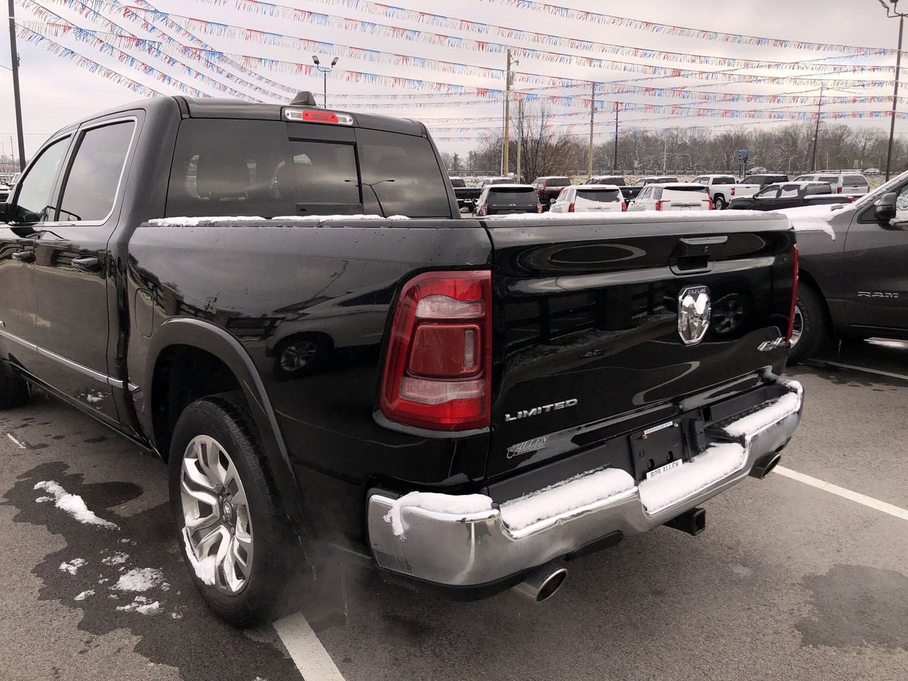 Pre-Owned 2023 Ram 1500 - photo - 3