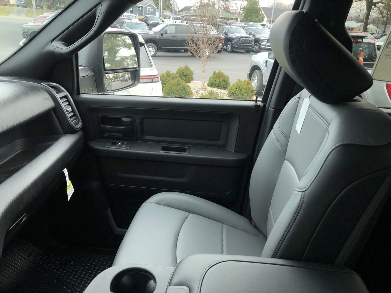 New 2026 Ram 2500 Tradesman - photo - 21
