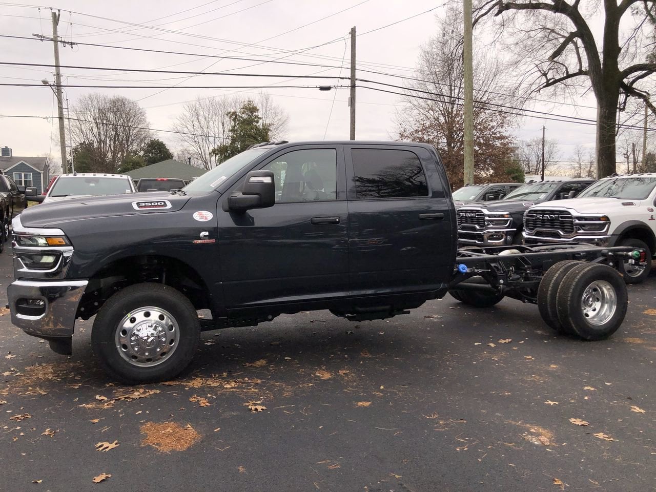 New 2026 Ram 3500 Chassis Cab Tradesman - photo - 10