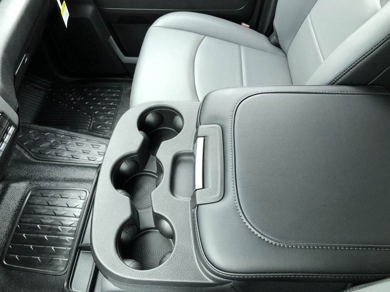 New 2026 Ram 3500 Chassis Cab Tradesman - photo - 16