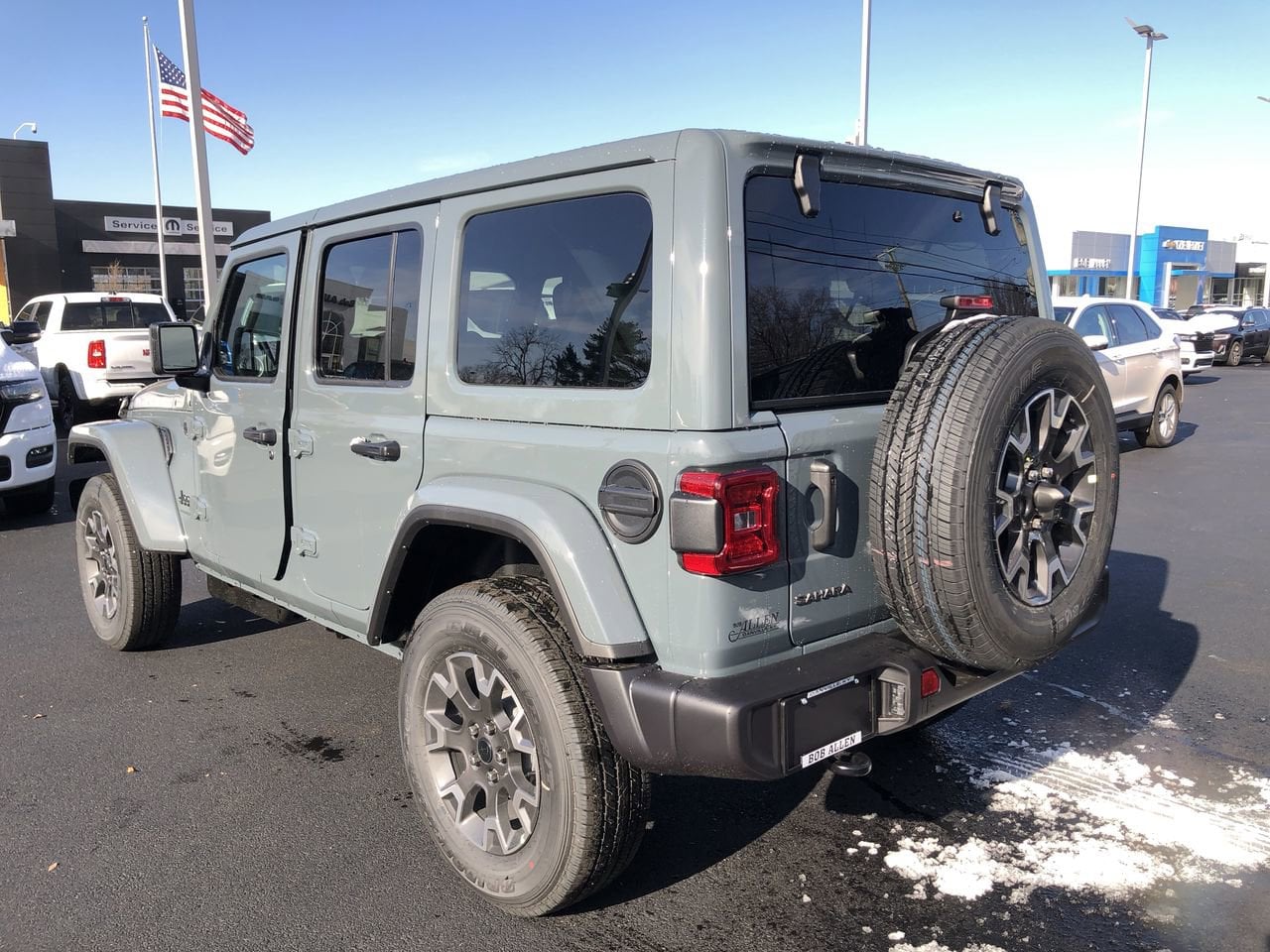 New 2026 Jeep Wrangler Sahara - photo - 3