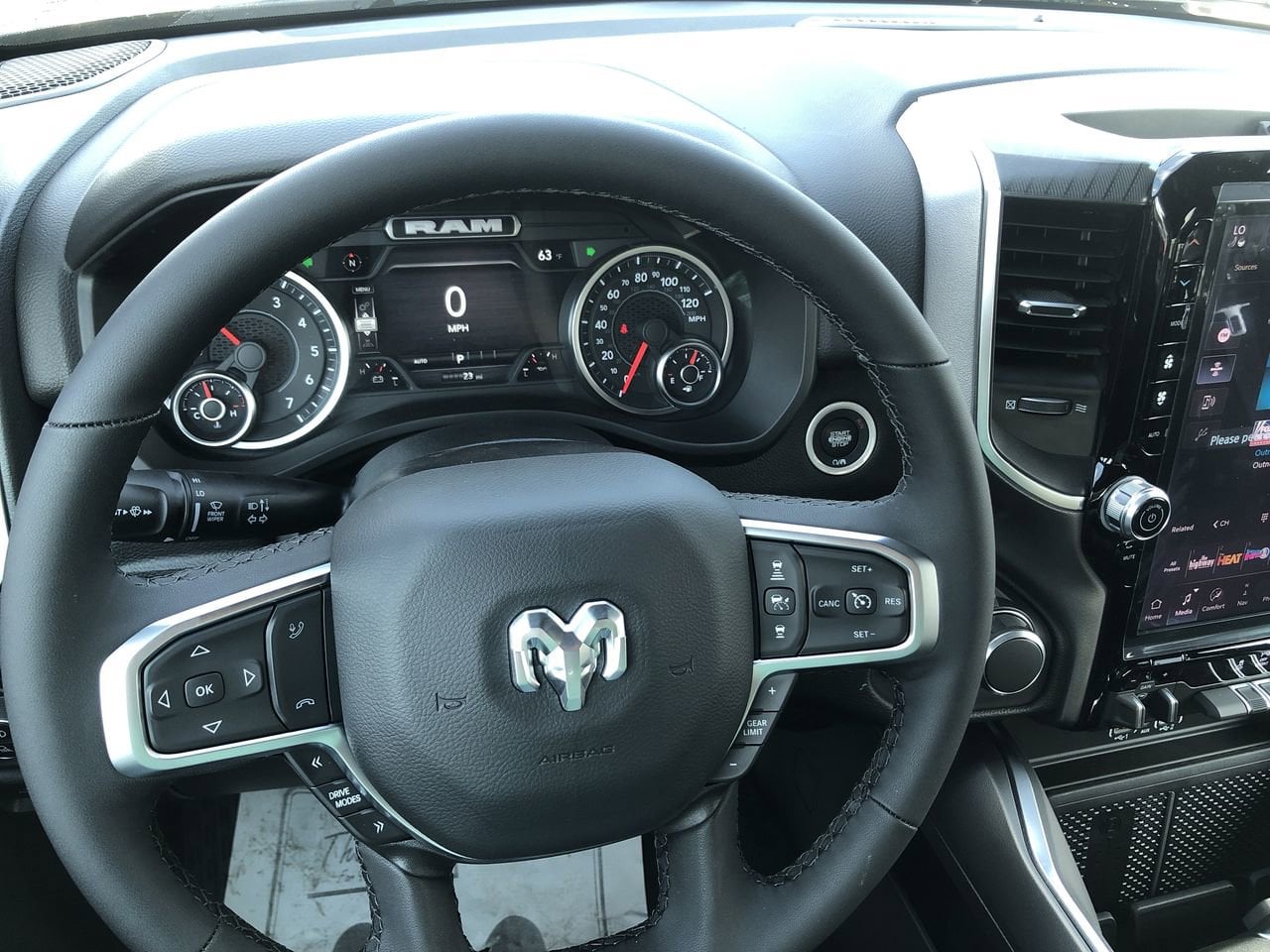 New 2026 Ram 1500 Big Horn/Lone Star - photo - 22