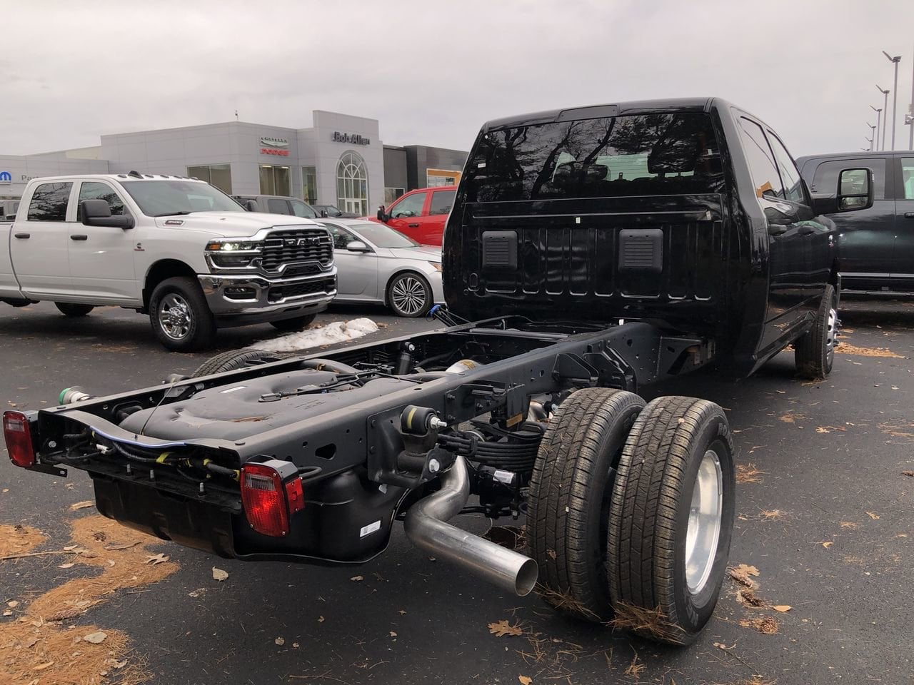 New 2026 Ram 3500 Chassis Cab Tradesman - photo - 12