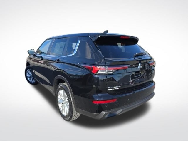 2025 Mitsubishi Outlander Photo in Staunton, VA 24401