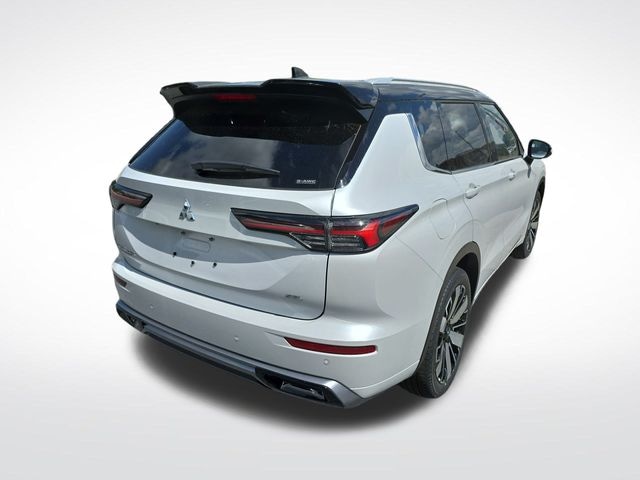 2025 Mitsubishi Outlander Photo in Staunton, VA 24401