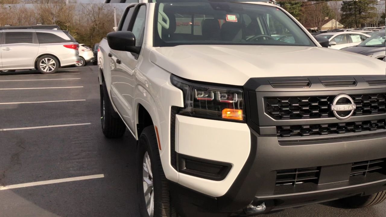 2026 Nissan Frontier Photo in Danville, KY 40422