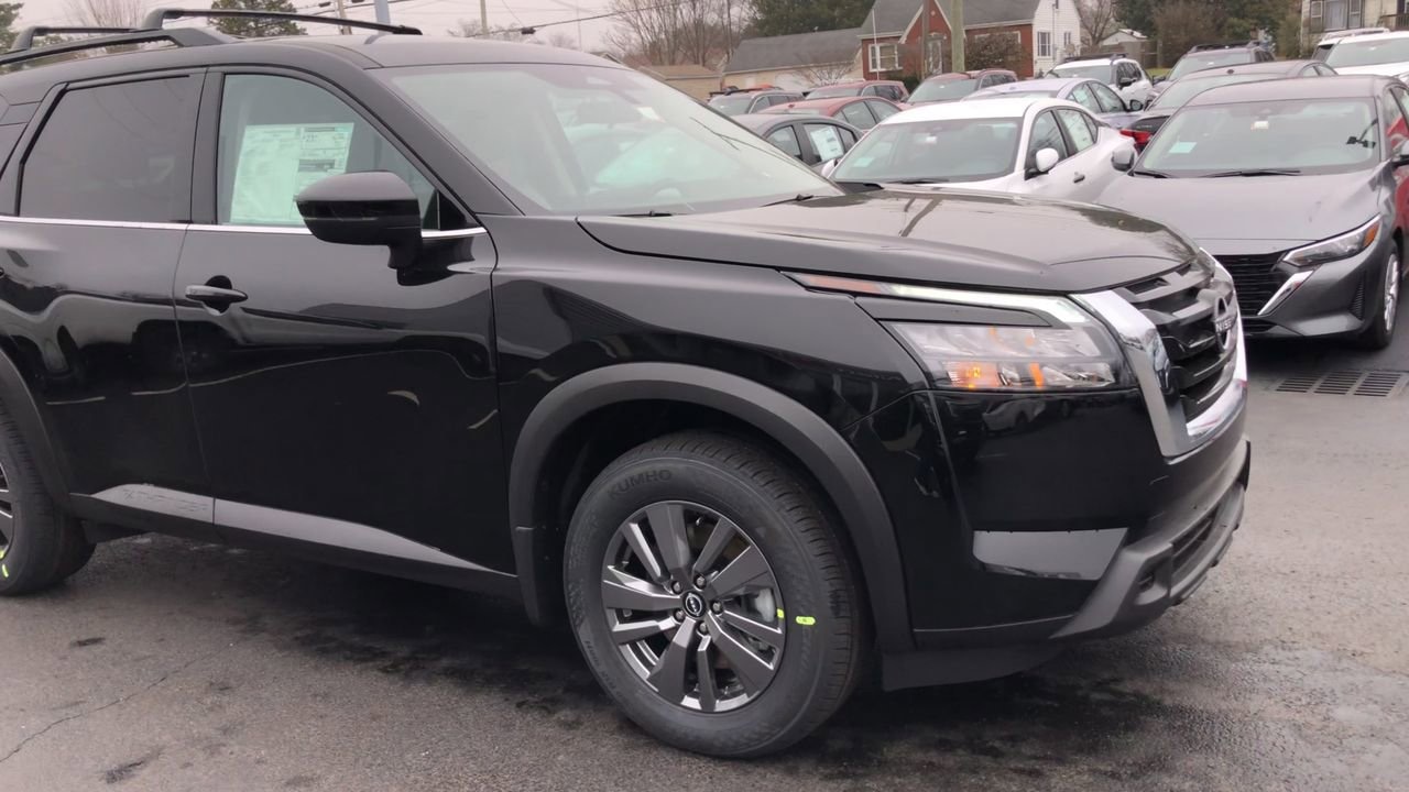 2025 Nissan Pathfinder Photo in Danville, KY 40422