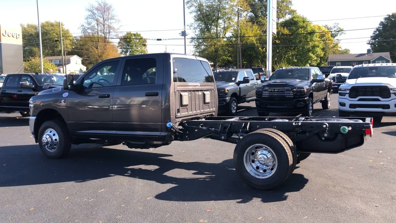 2026 Ram 3500 Chassis Cab Photo in Danville, KY 40422-1146