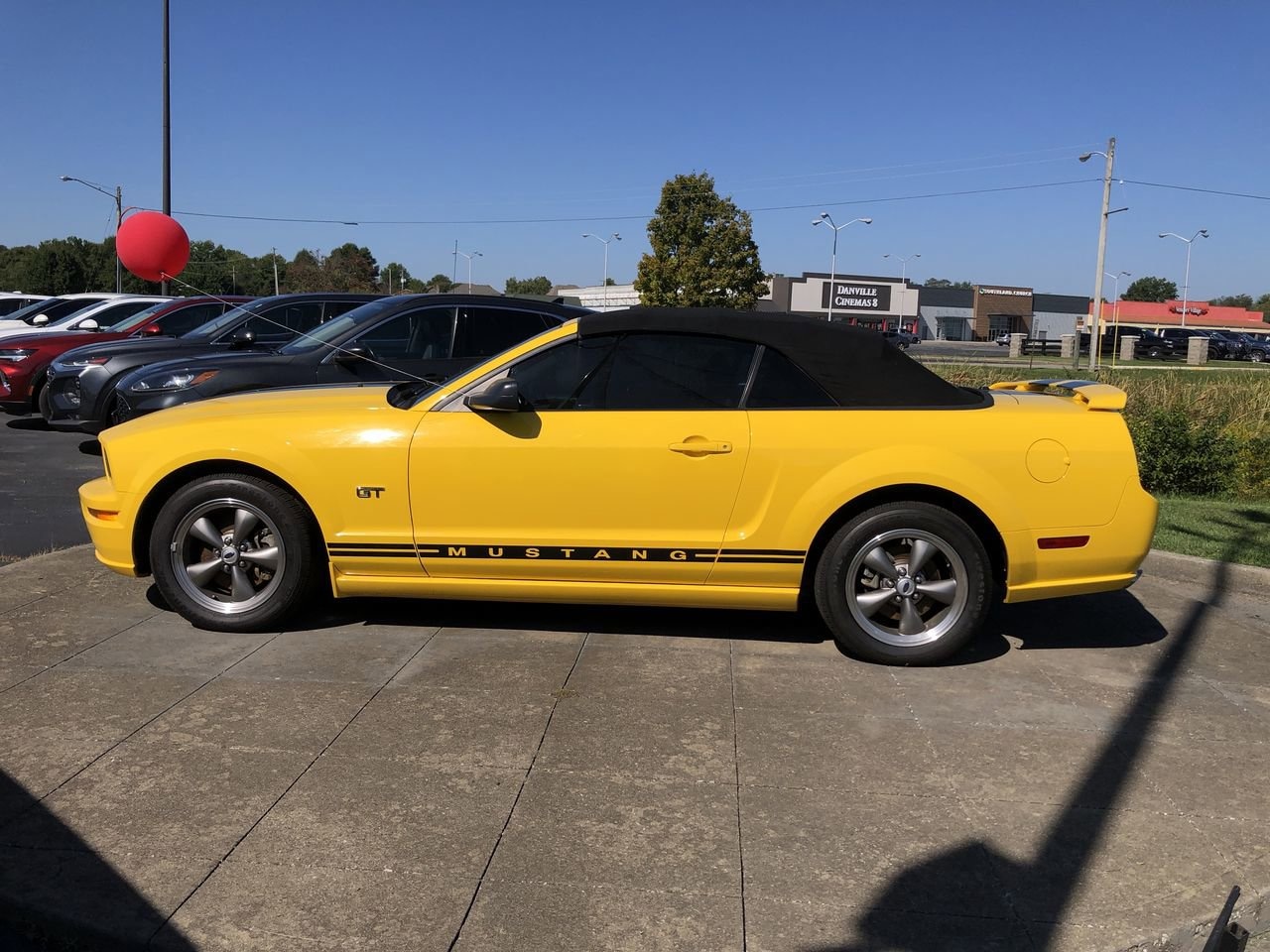 2005 Ford Mustang Photo in Danville, KY 40422