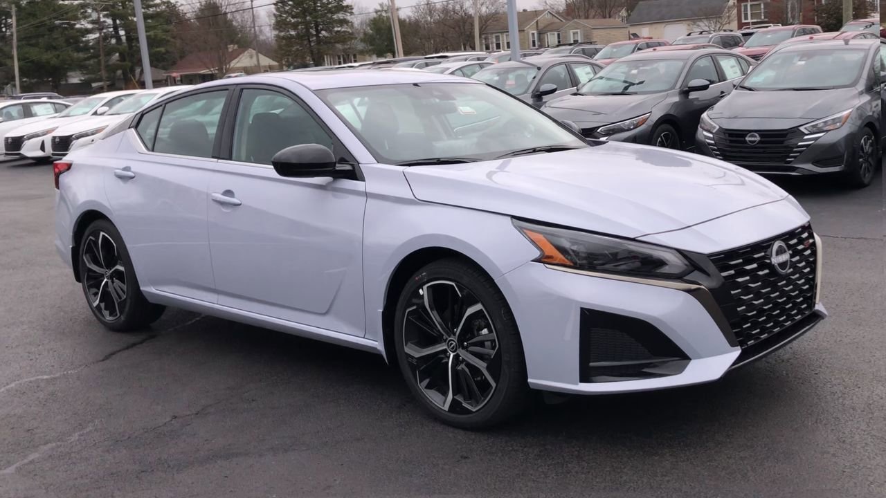 2025 Nissan Altima Photo in Danville, KY 40422