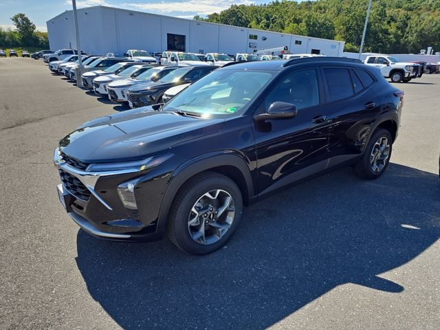 2025 Chevrolet Trax Photo in Staunton, VA 24401