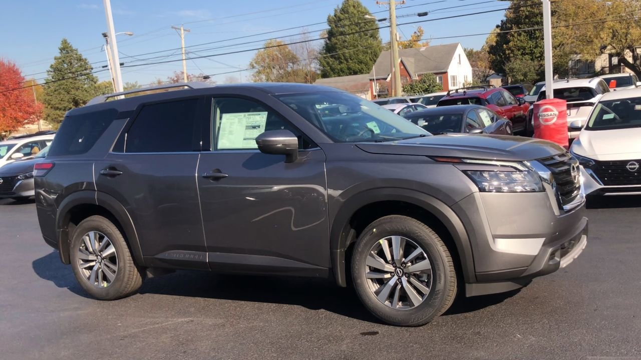 2025 Nissan Pathfinder Photo in Danville, KY 40422