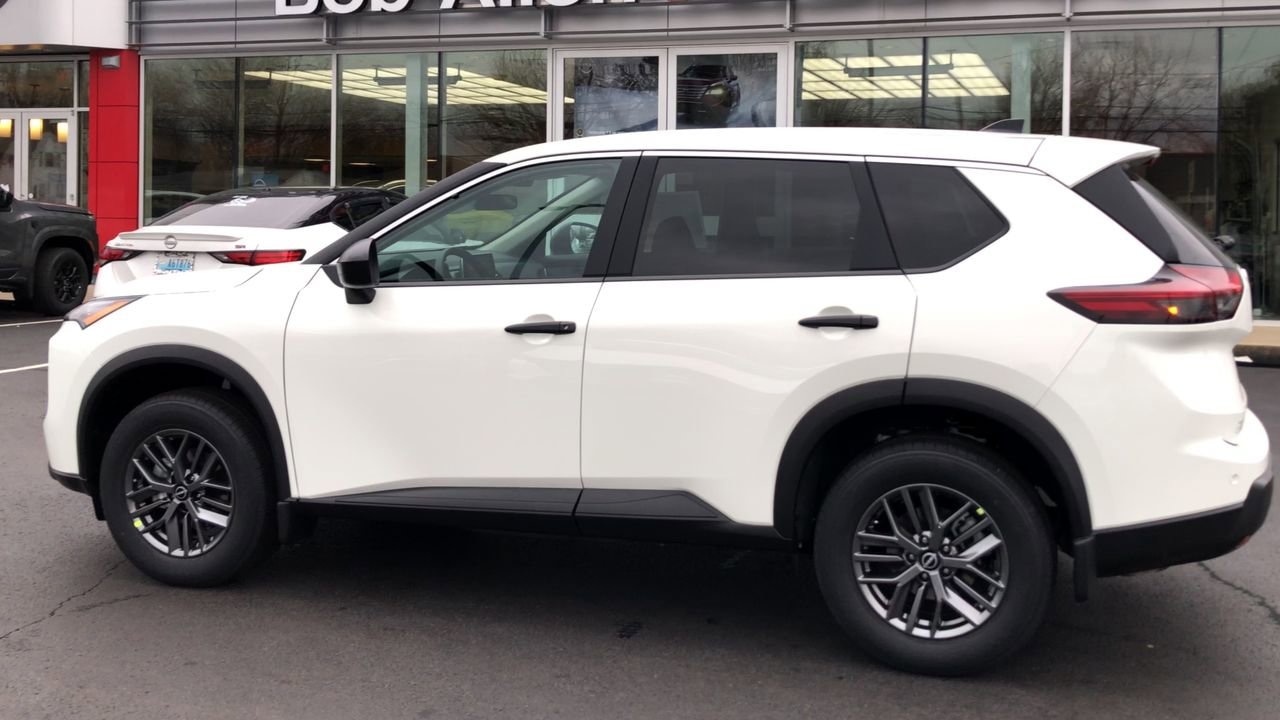 2026 Nissan Rogue Photo in Danville, KY 40422