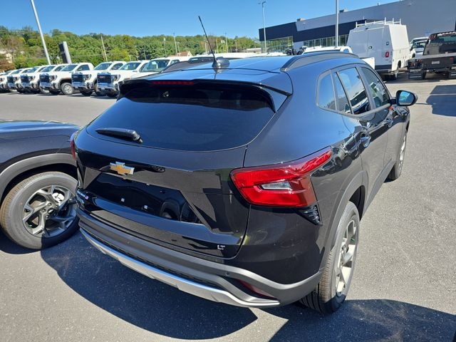 2025 Chevrolet Trax Photo in Staunton, VA 24401