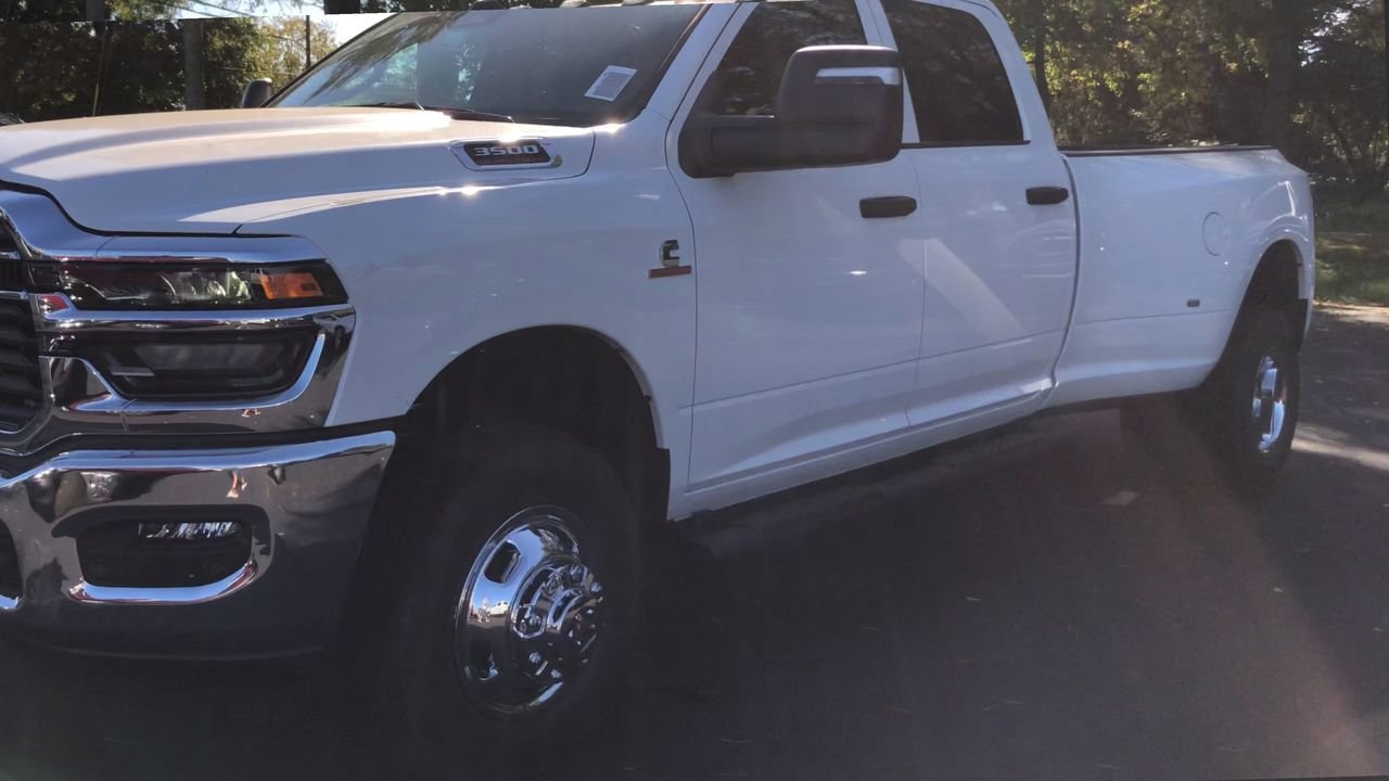 2026 Ram 3500 Photo in Danville, KY 40422-1146