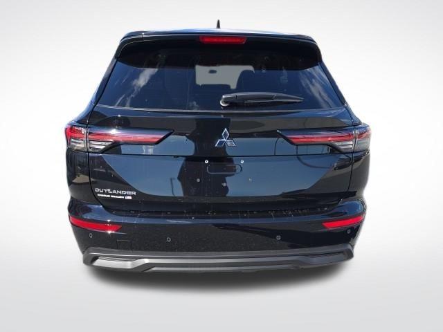 2025 Mitsubishi Outlander Photo in Staunton, VA 24401
