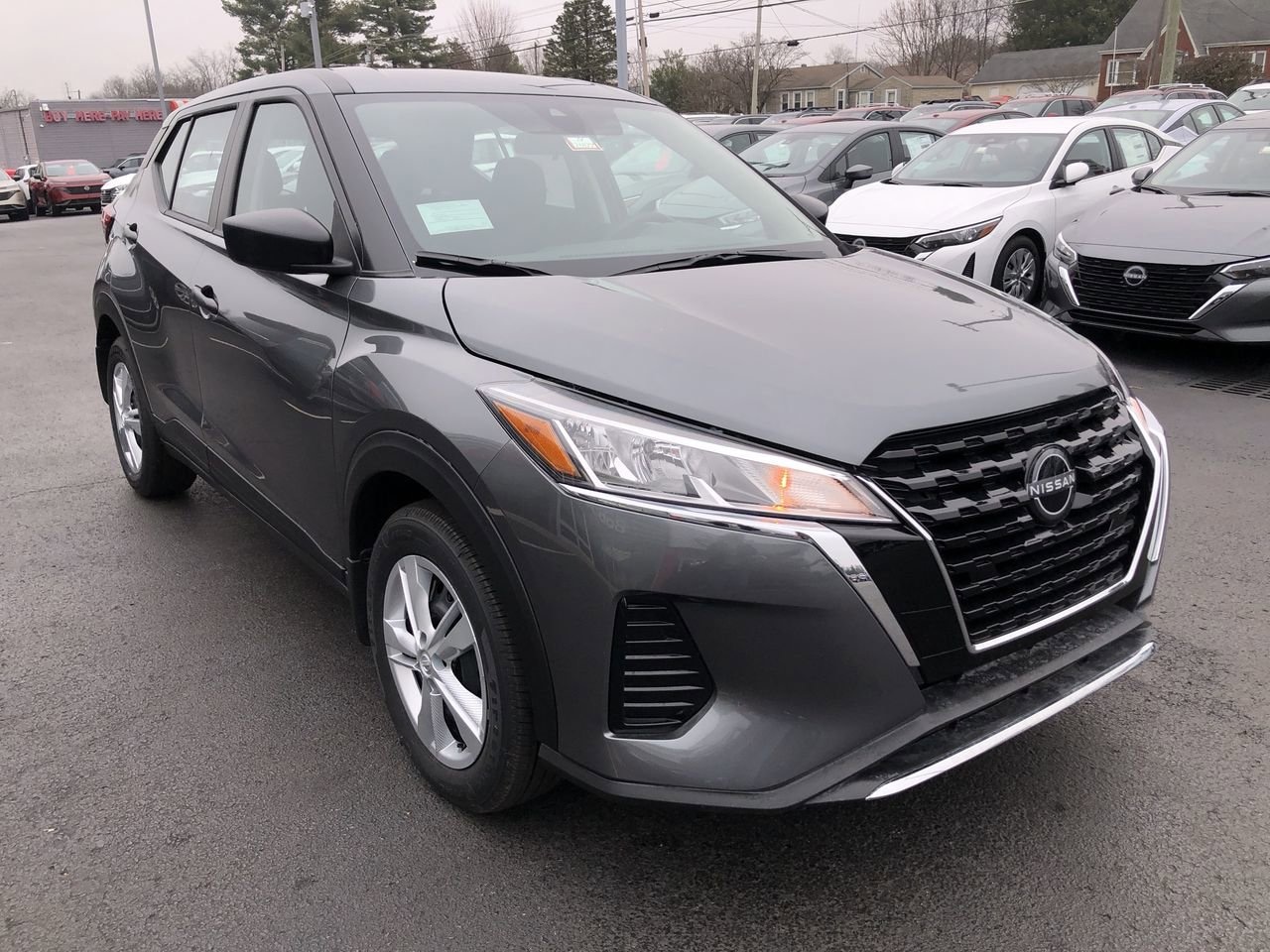 New 2025 Nissan Kicks Play S - photo - 14