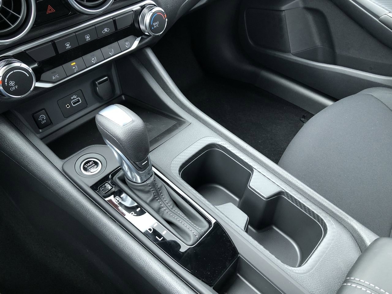 New 2025 Nissan Sentra S - photo - 26