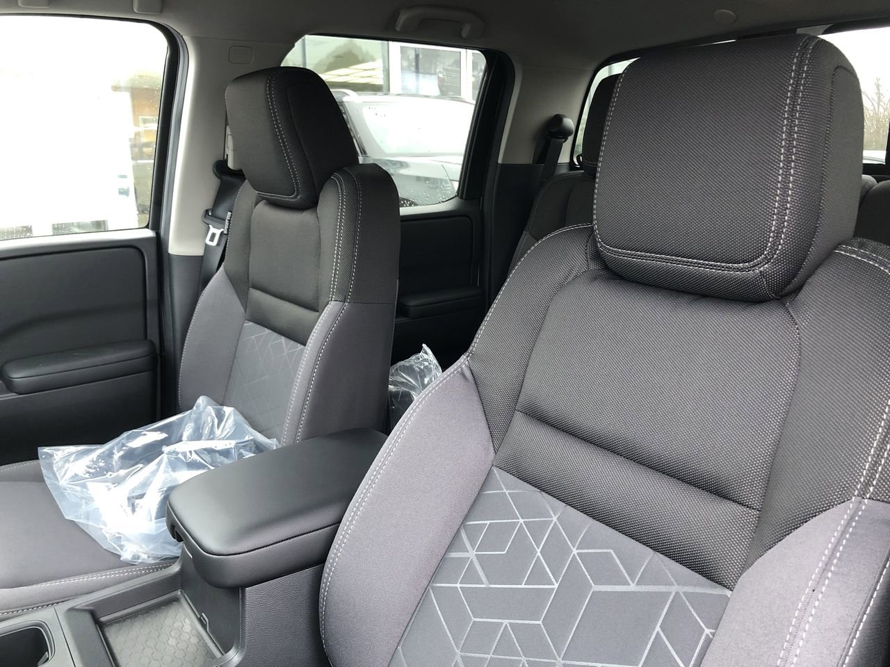 New 2026 Nissan Frontier SV - photo - 20