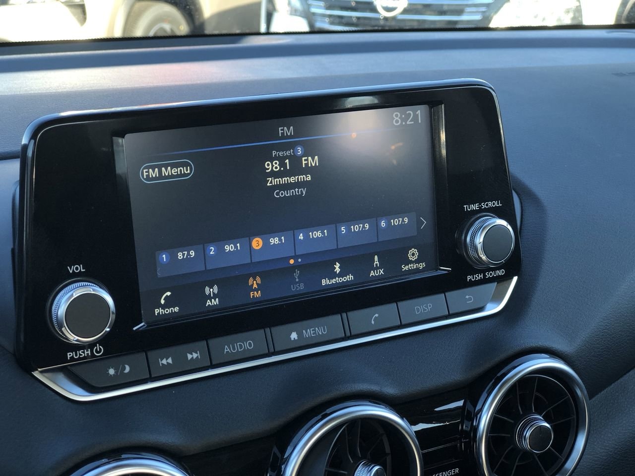 New 2025 Nissan Sentra S - photo - 27