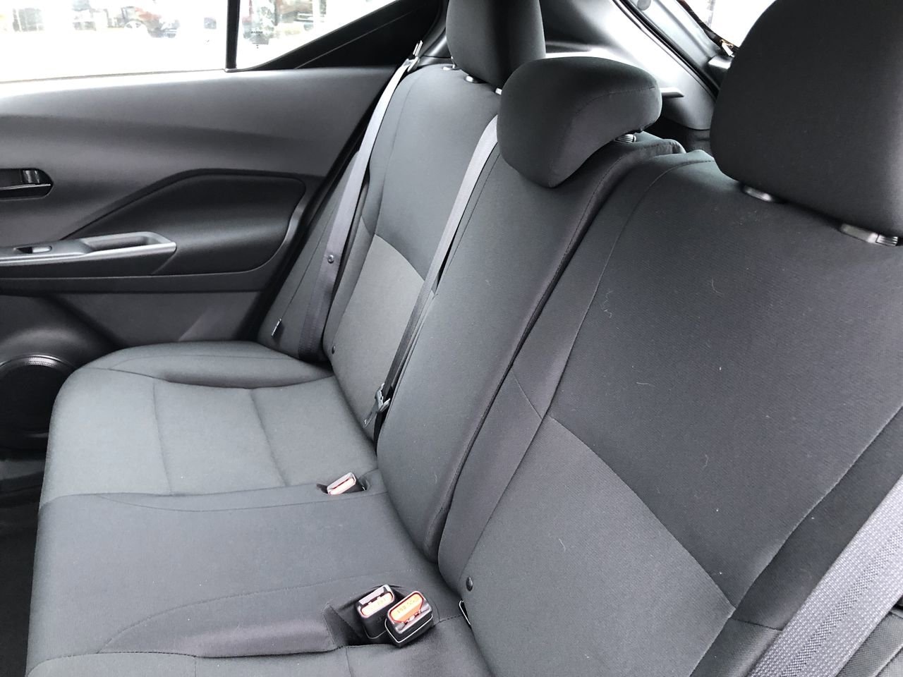 New 2025 Nissan Kicks Play S - photo - 18