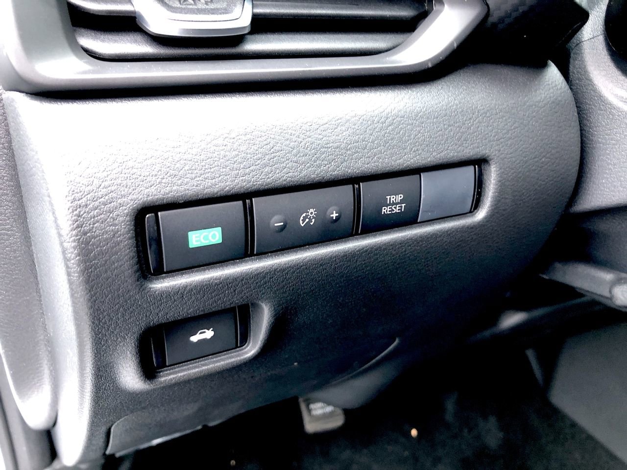 New 2025 Nissan Sentra S - photo - 17