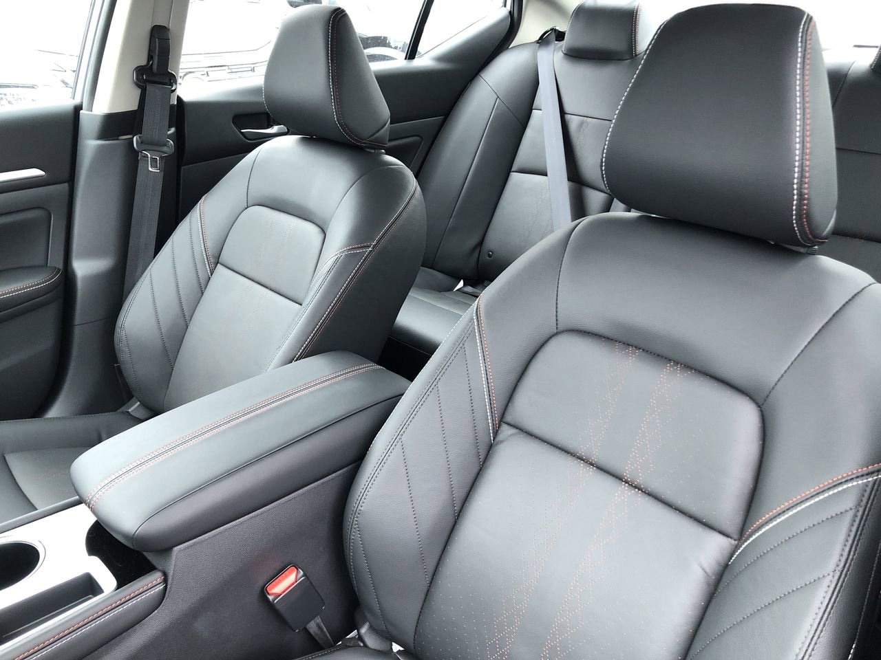 New 2025 Nissan Altima SR - photo - 21