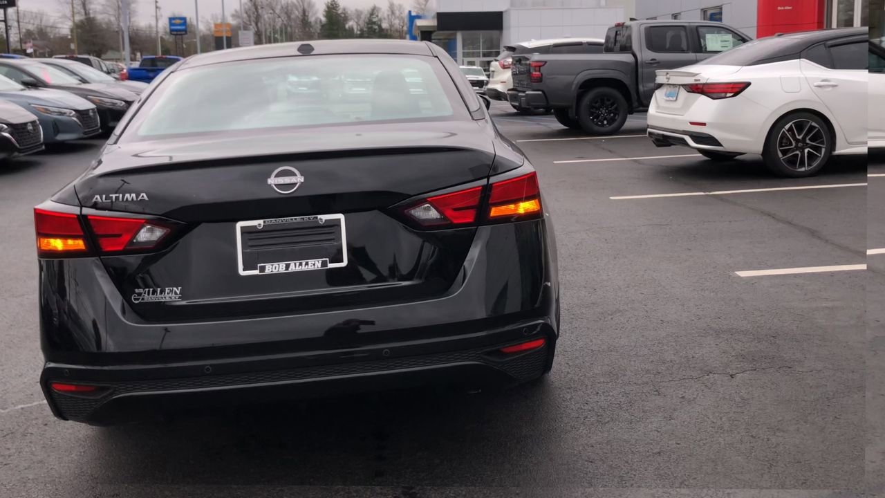 New 2025 Nissan Altima SV - photo - 6