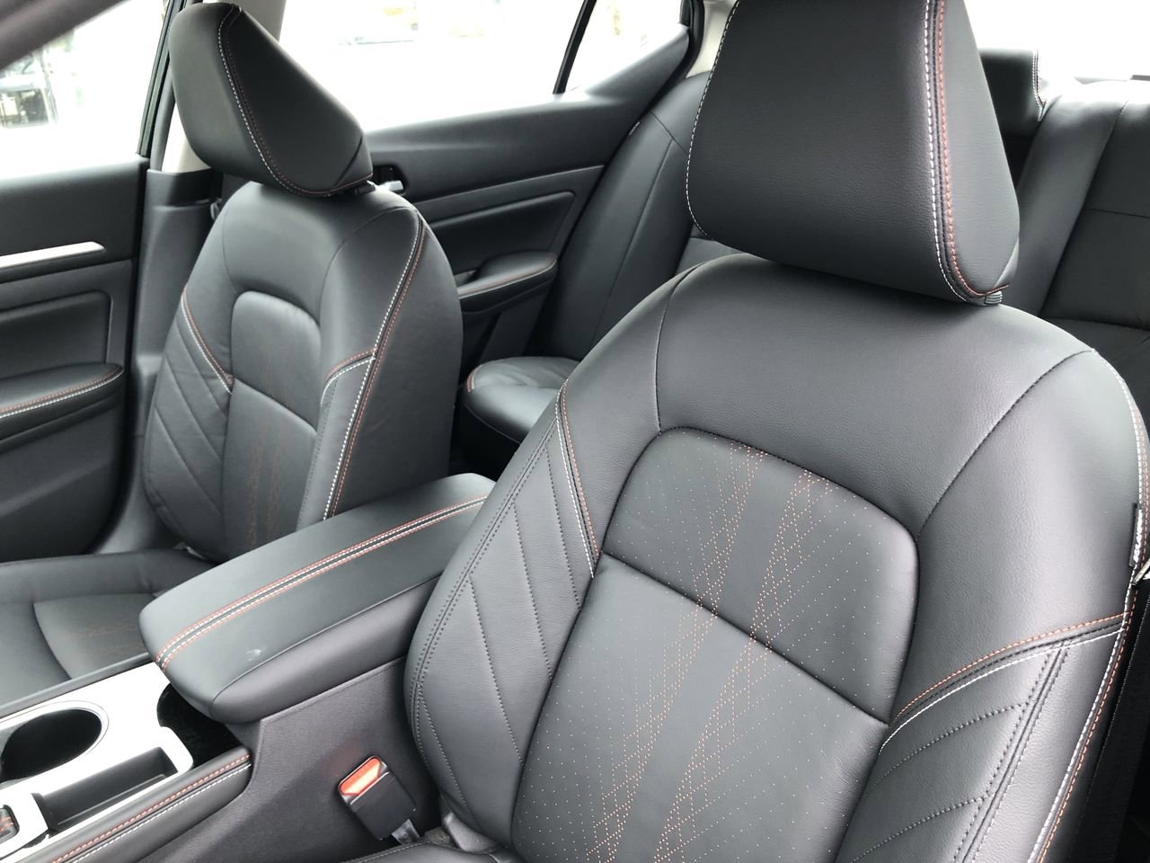 New 2025 Nissan Altima SR - photo - 21