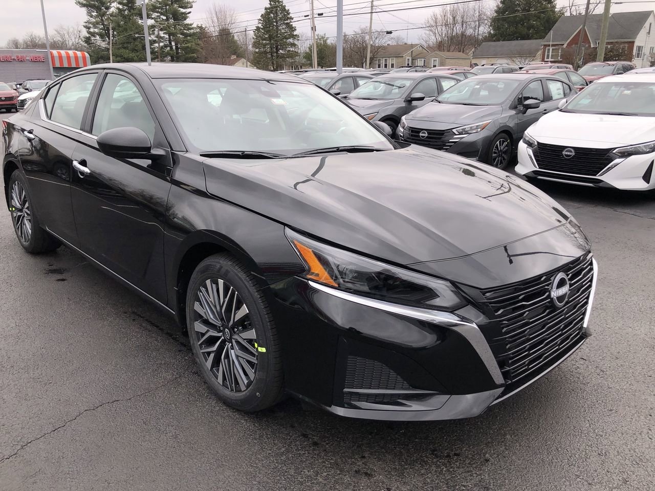 New 2025 Nissan Altima SV - photo - 14